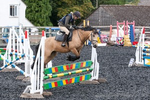 Class 6 - Fences not above 2'9